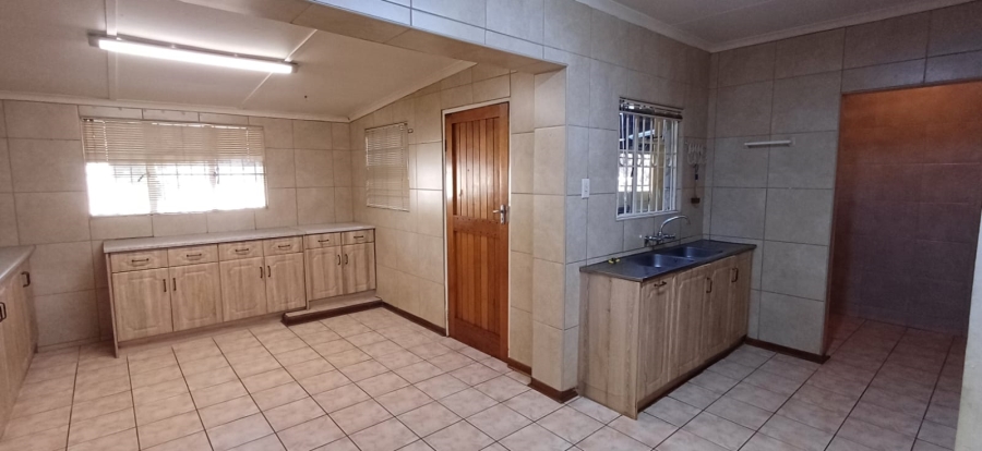 To Let 3 Bedroom Property for Rent in Panorama Free State